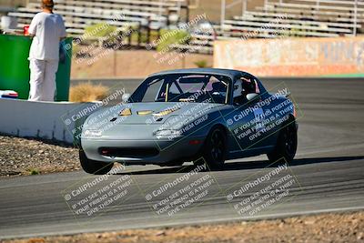 media/Oct-18-2025-Extreme Speed (Sat) [[d6d7e1fef1]]/Group 3 Purple/Session 1 (Turn 4)/